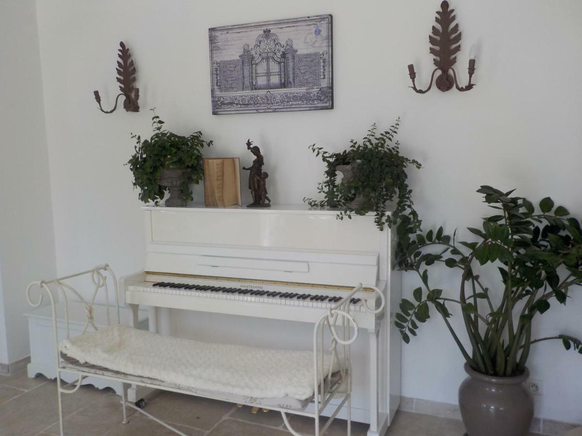 La Pastorale Bed & Breakfast Vinneuf Екстериор снимка